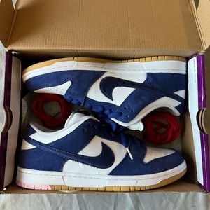 “Los Angeles Dodgers Dunk Low’s”